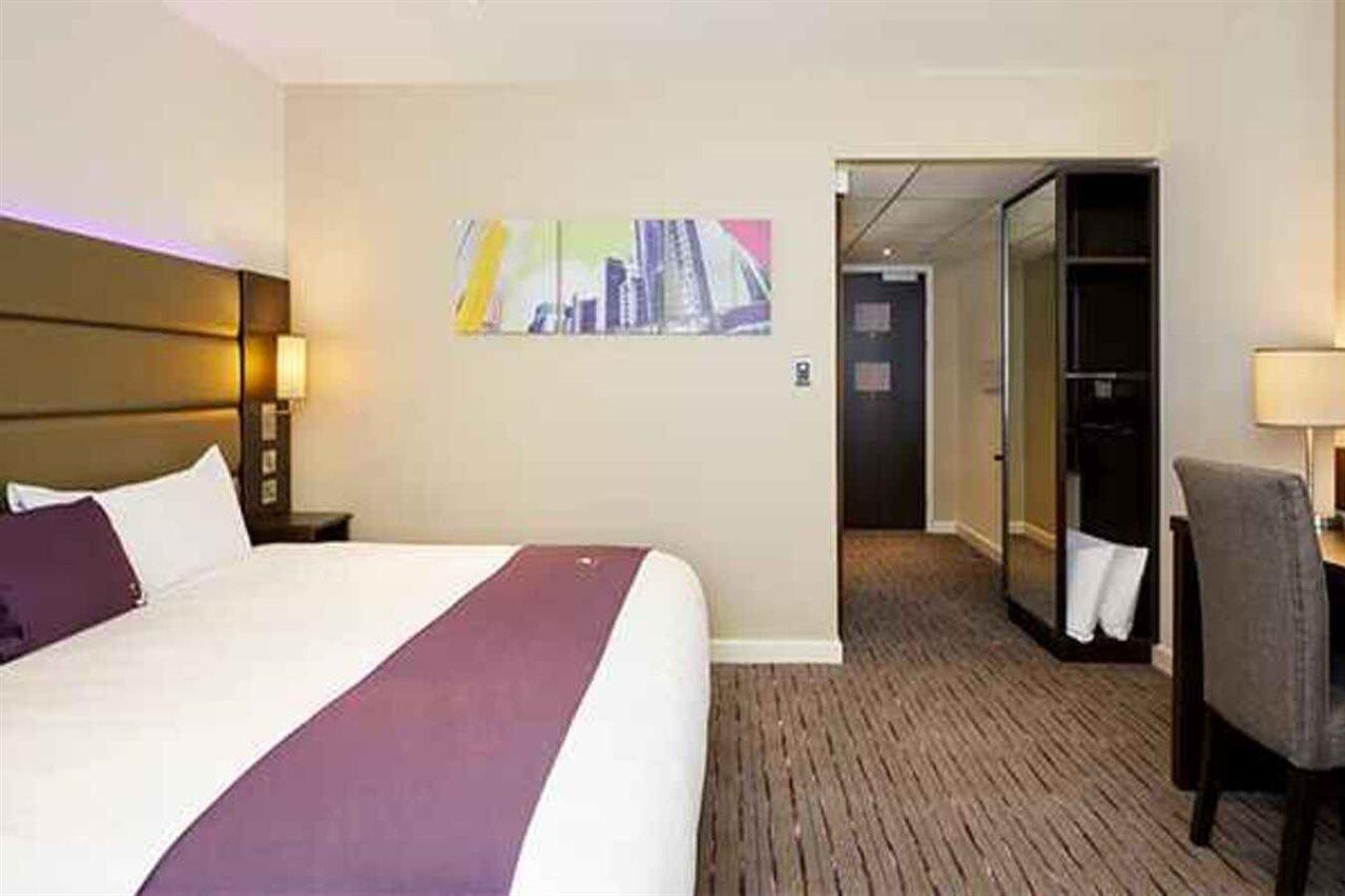 Premier Inn Milton Keynes Central Εξωτερικό φωτογραφία
